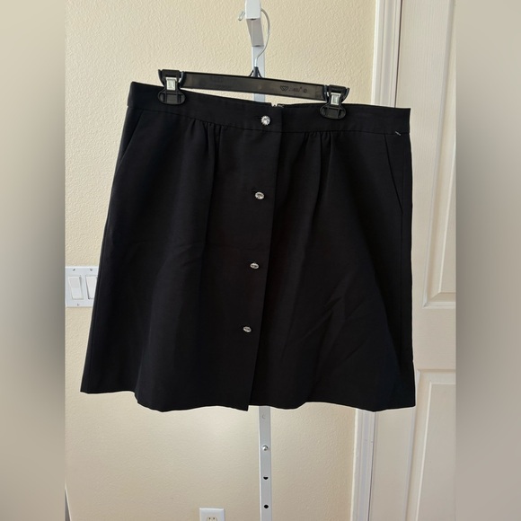 NWOT - Talbots Black A-line Skirt with Rhinestone Buttons - Size 14P - Picture 3 of 5